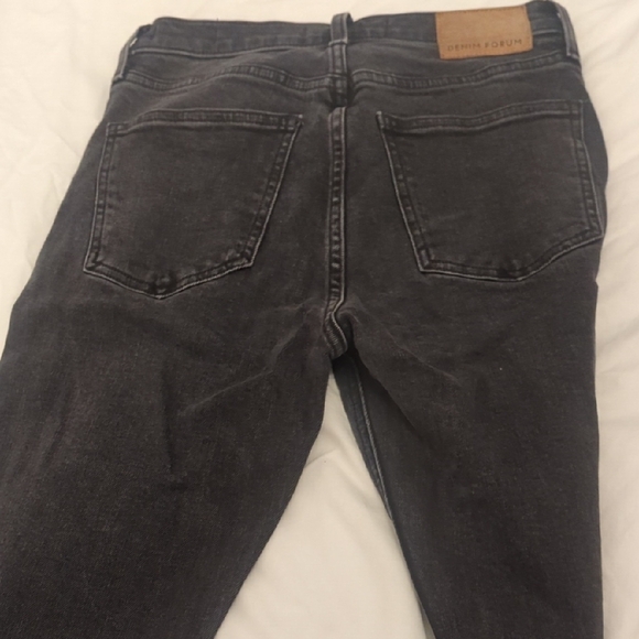 Denim Forum Black Straight Jeans - Picture 3 of 3